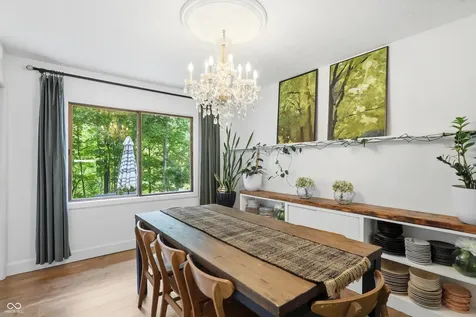1954 Lakeview Drive Avon IN 46123