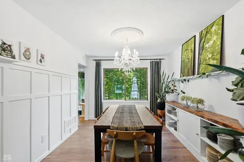 1954 Lakeview Drive Avon IN 46123