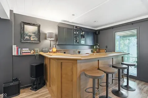 1954 Lakeview Drive Avon IN 46123