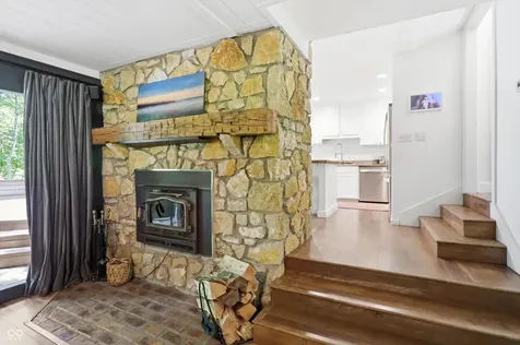 1954 Lakeview Drive Avon IN 46123