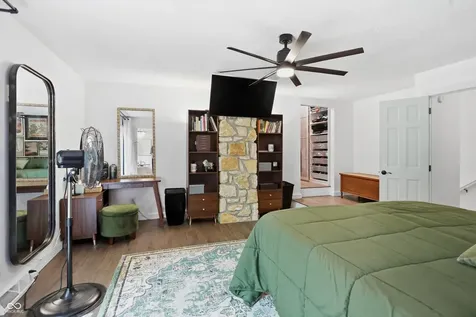 1954 Lakeview Drive Avon IN 46123
