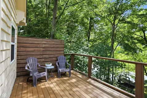 1954 Lakeview Drive Avon IN 46123