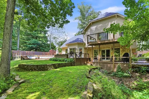 1954 Lakeview Drive Avon IN 46123