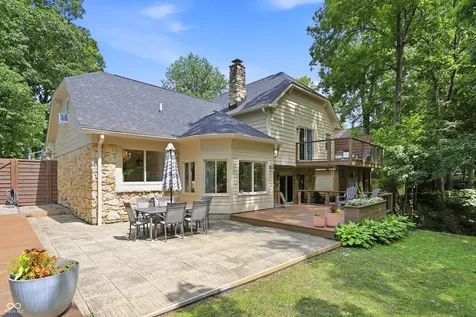 1954 Lakeview Drive Avon IN 46123