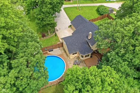 1954 Lakeview Drive Avon IN 46123