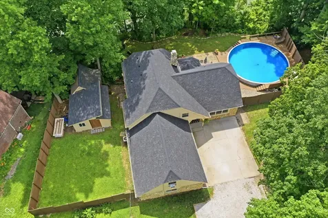 1954 Lakeview Drive Avon IN 46123