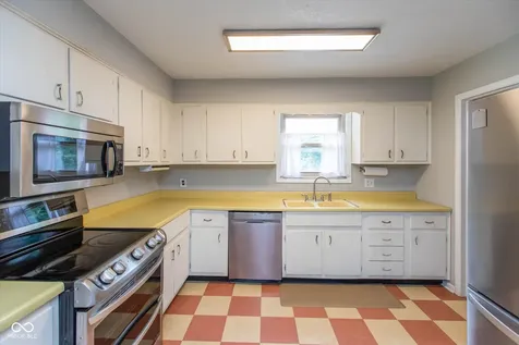 144 Bexhill Drive Carmel IN 46032