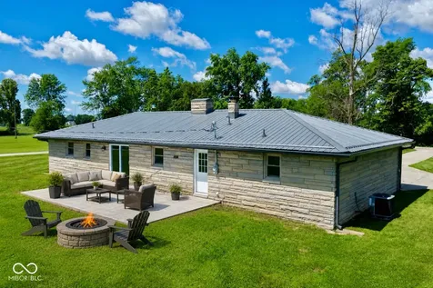 9508 E County Road 700 N Seymour IN 47274