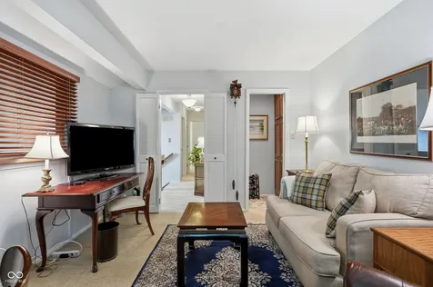 9248 Golden Woods Drive Indianapolis IN 46268