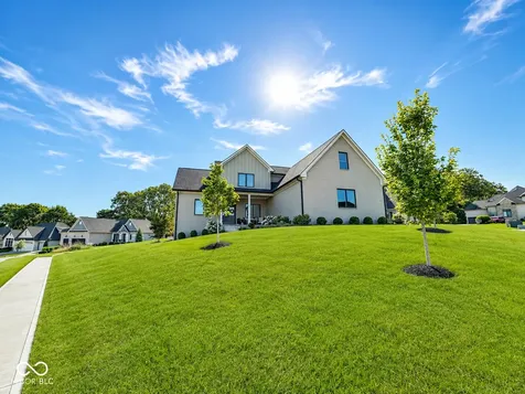 1837 Calvert Farms Drive Greenwood IN 46143