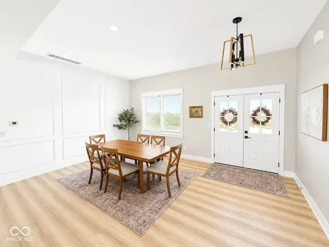 1837 Calvert Farms Drive Greenwood IN 46143