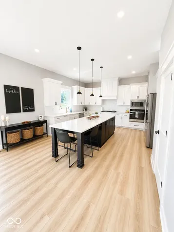 1837 Calvert Farms Drive Greenwood IN 46143