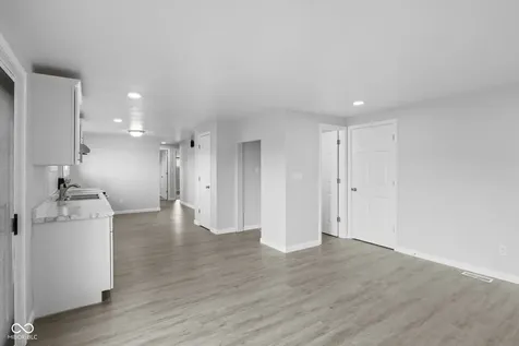 724 Hillside Drive Anderson IN 46012