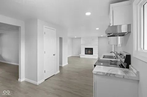 724 Hillside Drive Anderson IN 46012