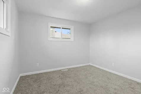 724 Hillside Drive Anderson IN 46012