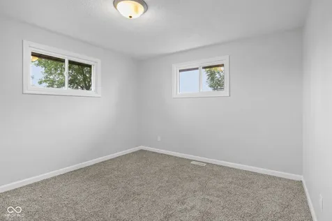 724 Hillside Drive Anderson IN 46012