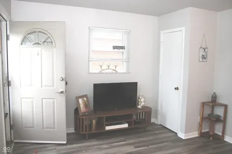 2121 Main Street Beech Grove IN 46107