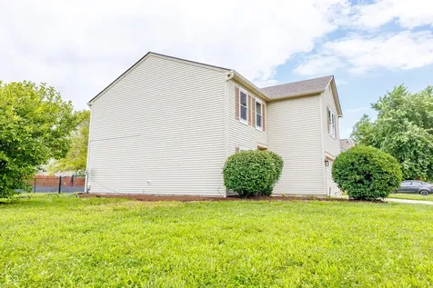 5606 N Plymouth Court Mccordsville IN 46055