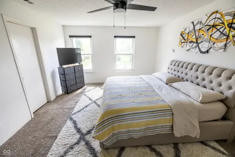 5606 N Plymouth Court Mccordsville IN 46055