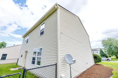 5606 N Plymouth Court Mccordsville IN 46055