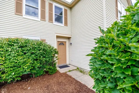 5606 N Plymouth Court Mccordsville IN 46055