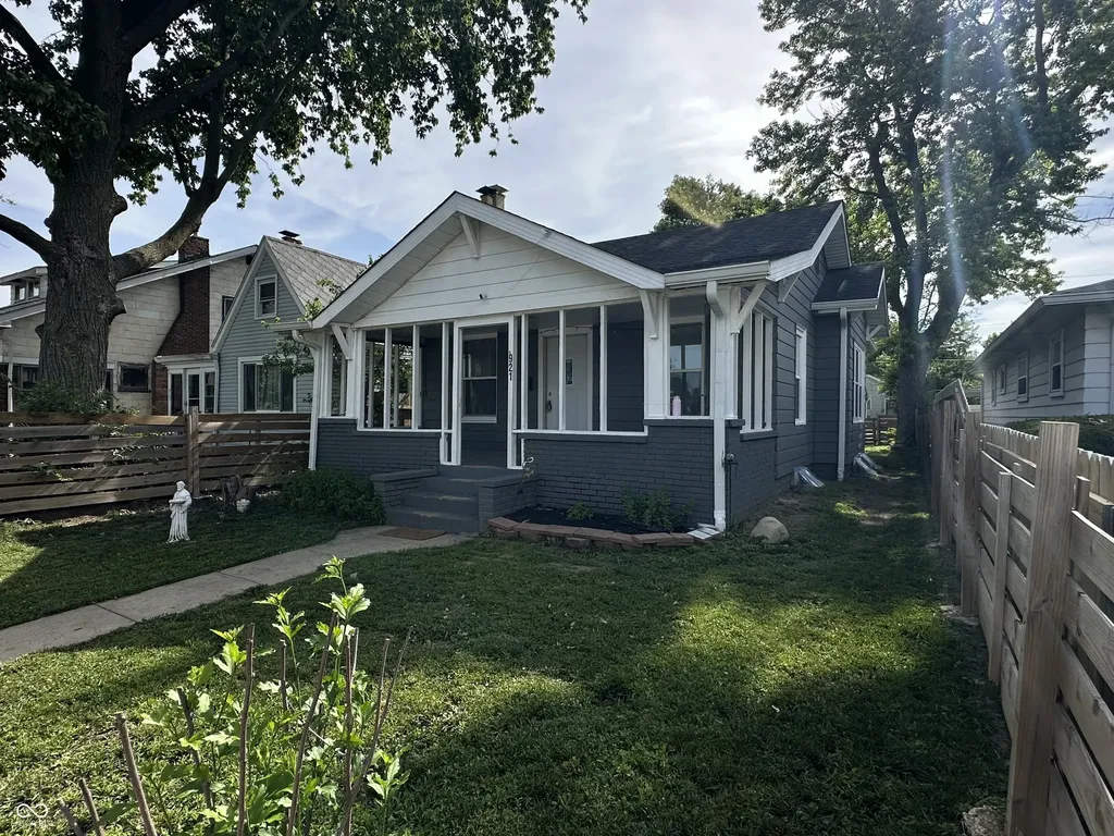 921 N Linwood Indianapolis IN 46201