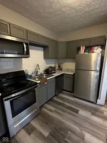 921 N Linwood Indianapolis IN 46201