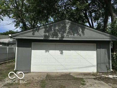 921 N Linwood Indianapolis IN 46201