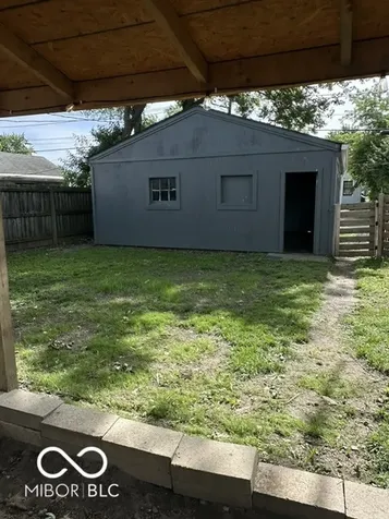 921 N Linwood Indianapolis IN 46201