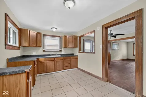 4405 Crittenden Avenue Indianapolis IN 46205