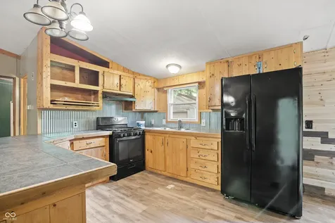 111 W Henley Street Carthage IN 46115