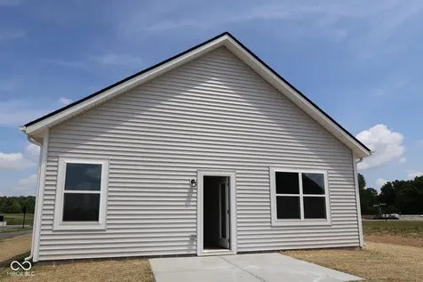 2329 Bear Oak Run Shelbyville IN 46176