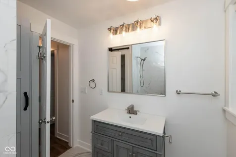 1074 S Avon Avenue Avon IN 46123