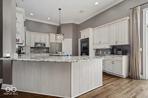 9731 Decatur Drive Indianapolis IN 46256