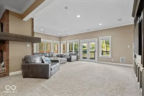 9731 Decatur Drive Indianapolis IN 46256