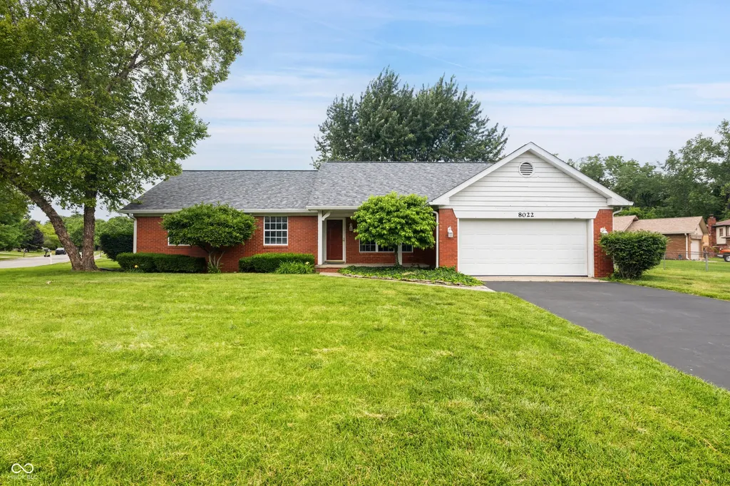 8022 Knollgate Court Indianapolis IN 46268