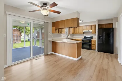 8022 Knollgate Court Indianapolis IN 46268