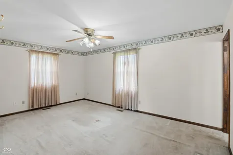 8022 Knollgate Court Indianapolis IN 46268
