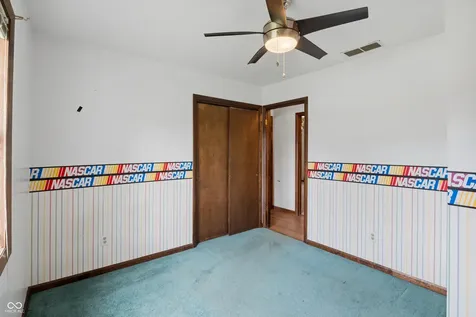 8022 Knollgate Court Indianapolis IN 46268