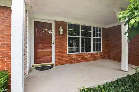 8022 Knollgate Court Indianapolis IN 46268