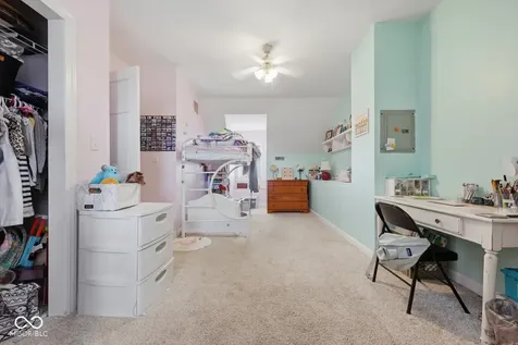 426 S 600 W Shelbyville IN 46176