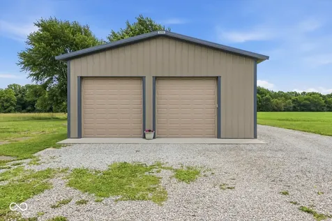 426 S 600 W Shelbyville IN 46176