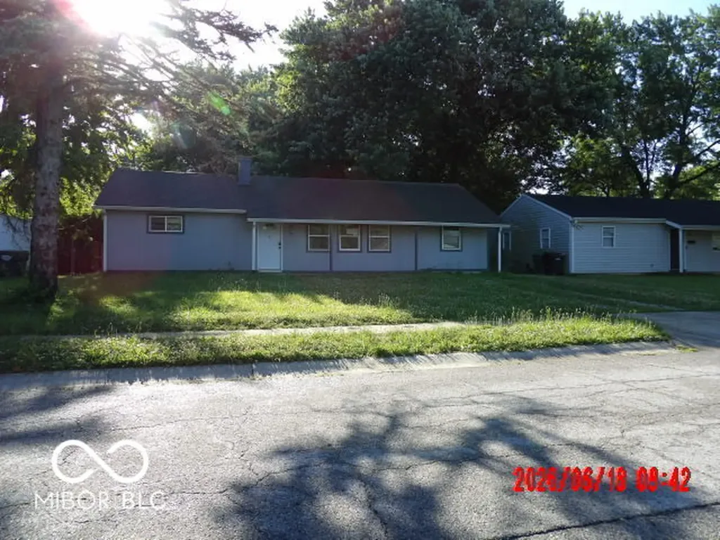 81 Crestview Drive Greenwood IN 46143