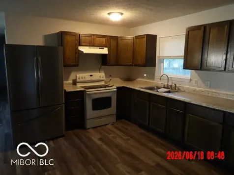 81 Crestview Drive Greenwood IN 46143
