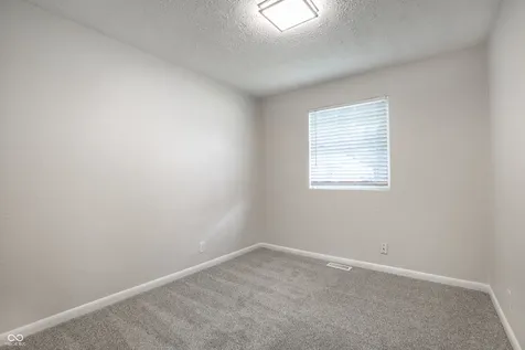 4014 N Bolton Avenue Indianapolis IN 46226