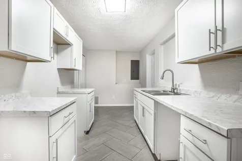4014 N Bolton Avenue Indianapolis IN 46226