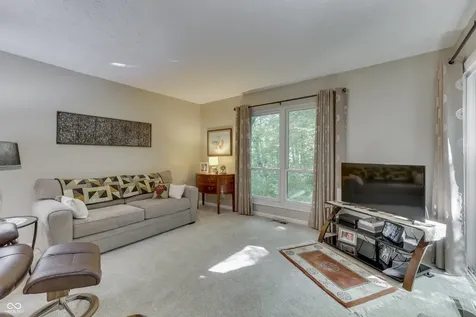 3824 Wilderness Trail Indianapolis IN 46237
