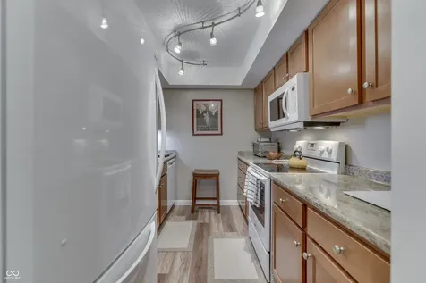 3824 Wilderness Trail Indianapolis IN 46237