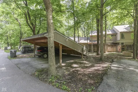 3824 Wilderness Trail Indianapolis IN 46237