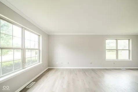 12543 Geist Cove Drive Indianapolis IN 46236